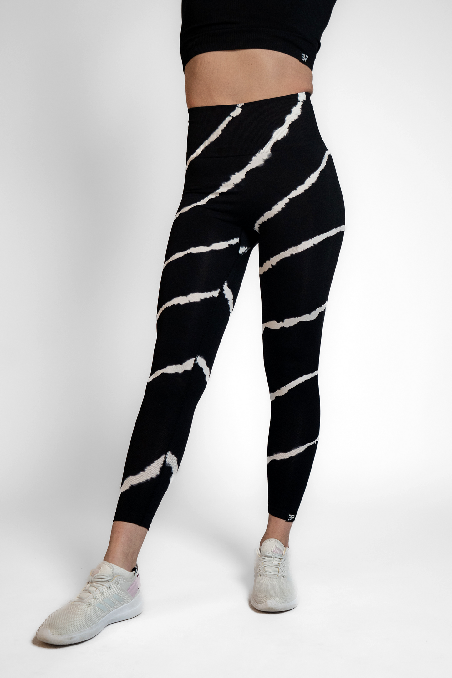 Bolt scrunch Leggings