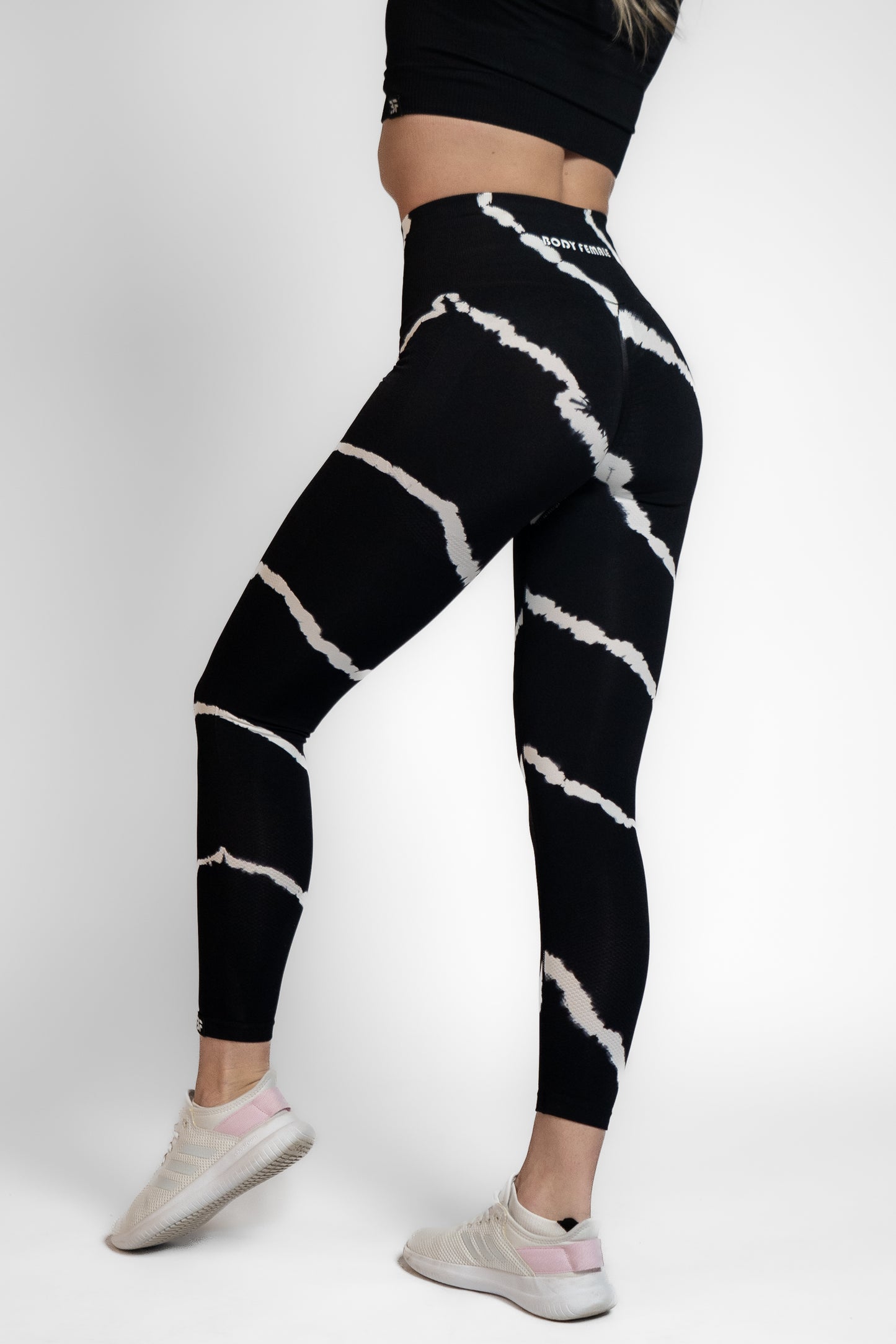 Bolt scrunch Leggings