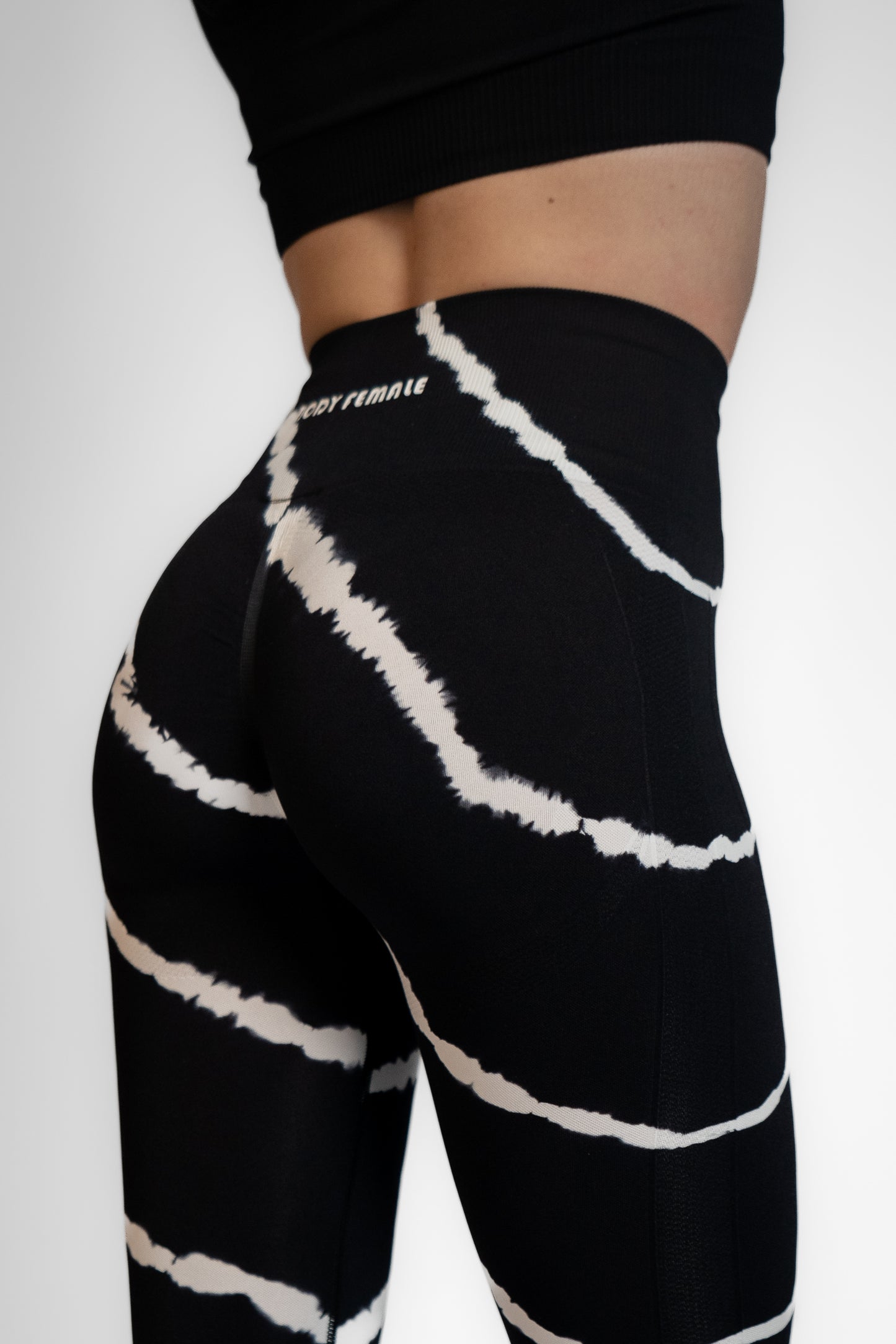 Bolt scrunch Leggings